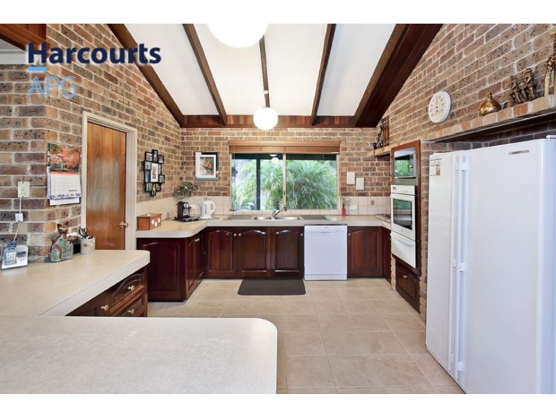 23 Lofthouse Drive, Leschenault WA 6233