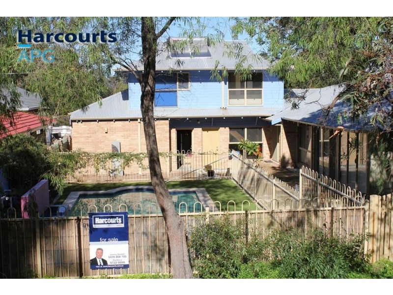 19 Whatman Way, Australind WA 6233