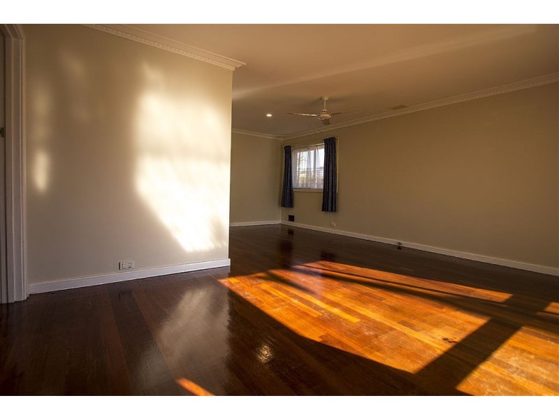 7 Wollaston Crescent, East Bunbury WA 6230