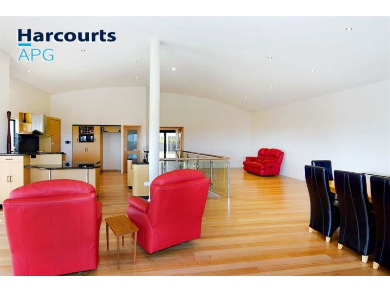 20 Winthrop Avenue, College Grove WA 6230