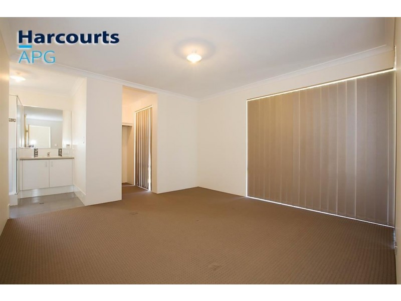 15 Waterford Way, Australind WA 6233