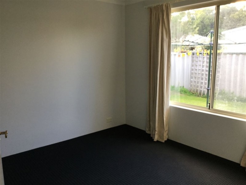 16 Hertford Elbow, College Grove WA 6230