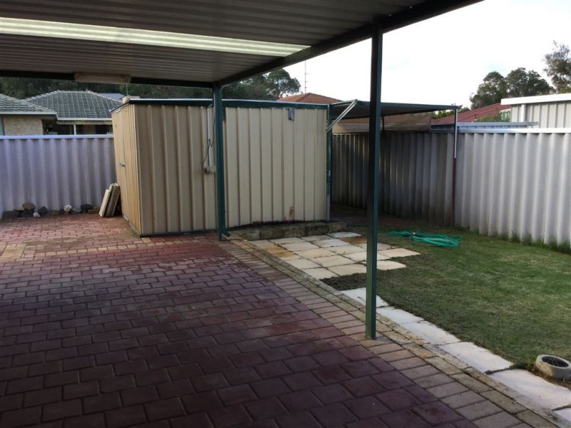 16 Hertford Elbow, College Grove WA 6230