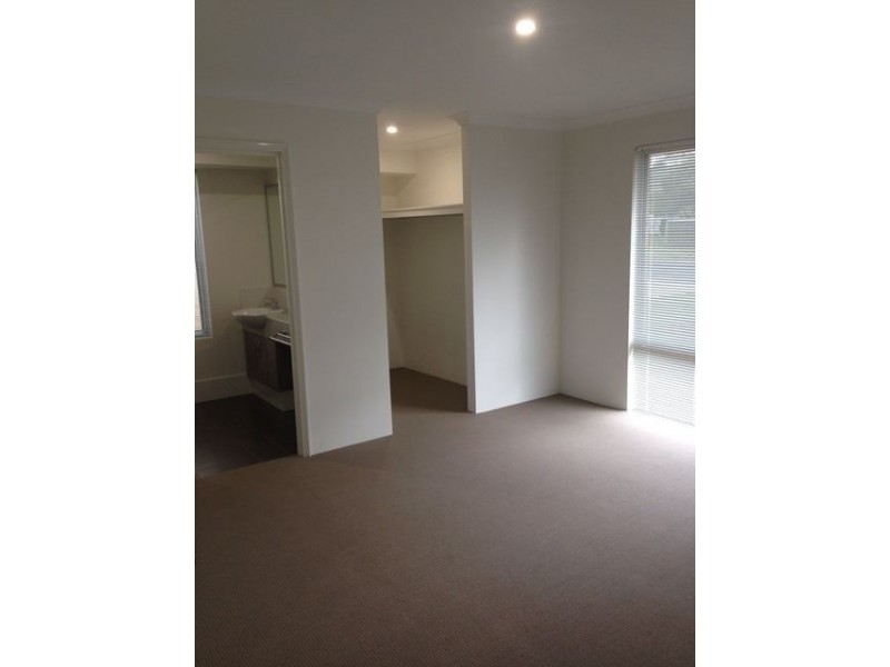 9 Winton Street, Carey Park WA 6230