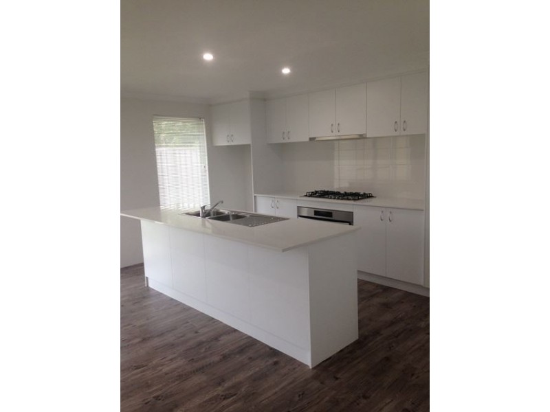 9 Winton Street, Carey Park WA 6230