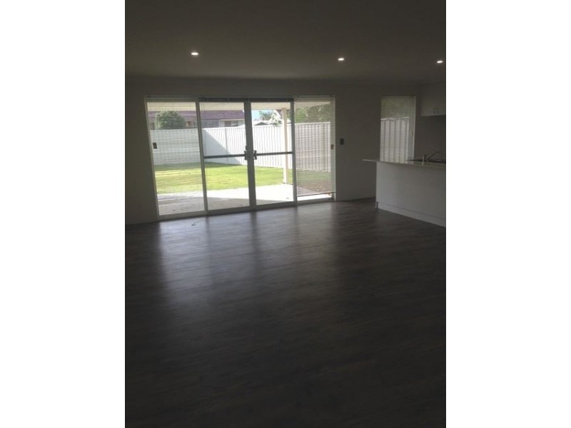 9 Winton Street, Carey Park WA 6230