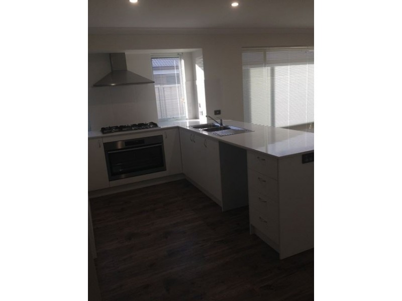 9A Winton Street, Carey Park WA 6230