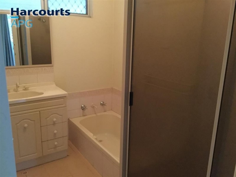 4 Hayward Place, Australind WA 6233