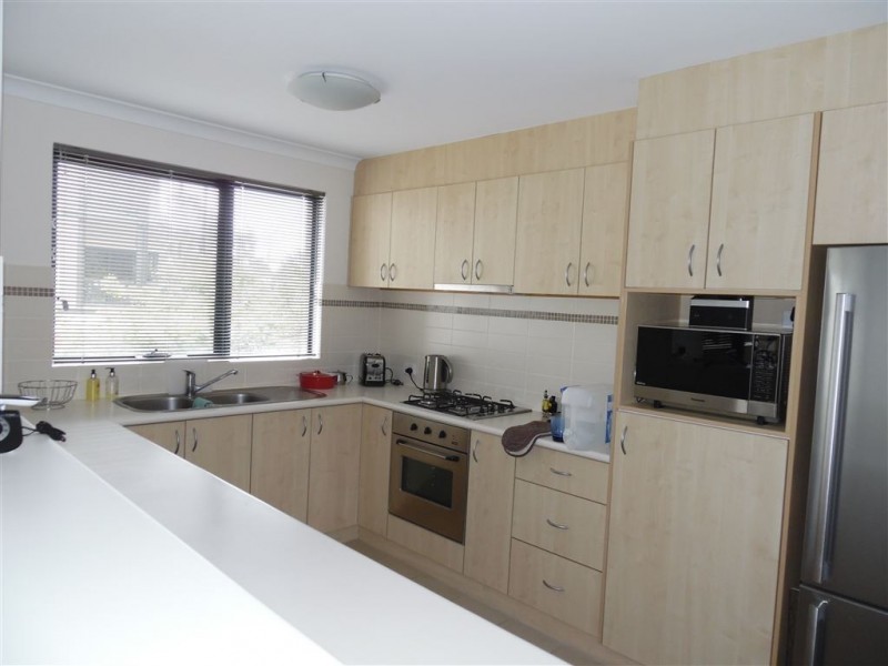 11/18 Bonnefoi Blv, Bunbury WA 6230