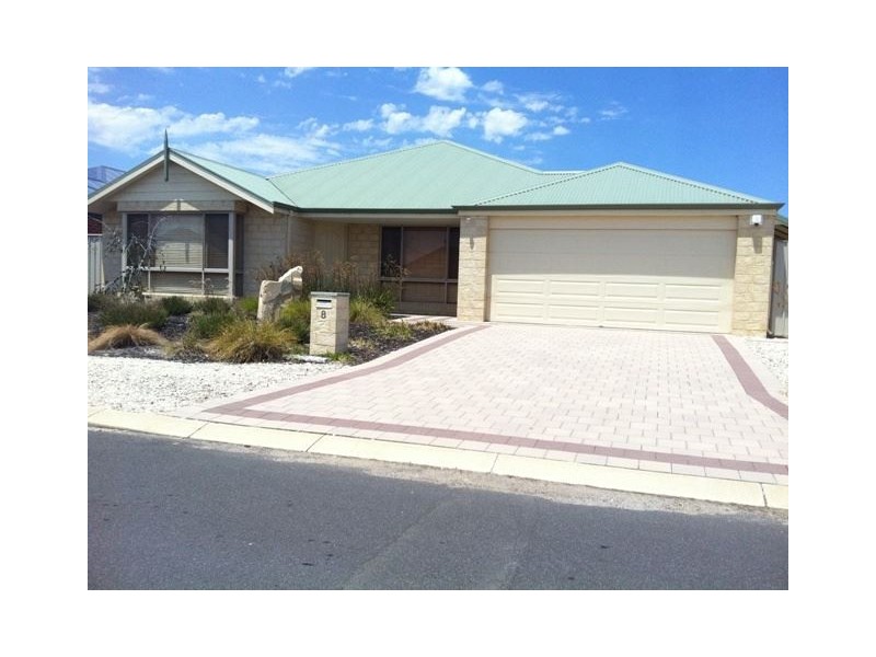 8 Sunstone Brce, Australind WA 6233