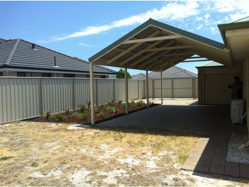 8 Sunstone Brce, Australind WA 6233