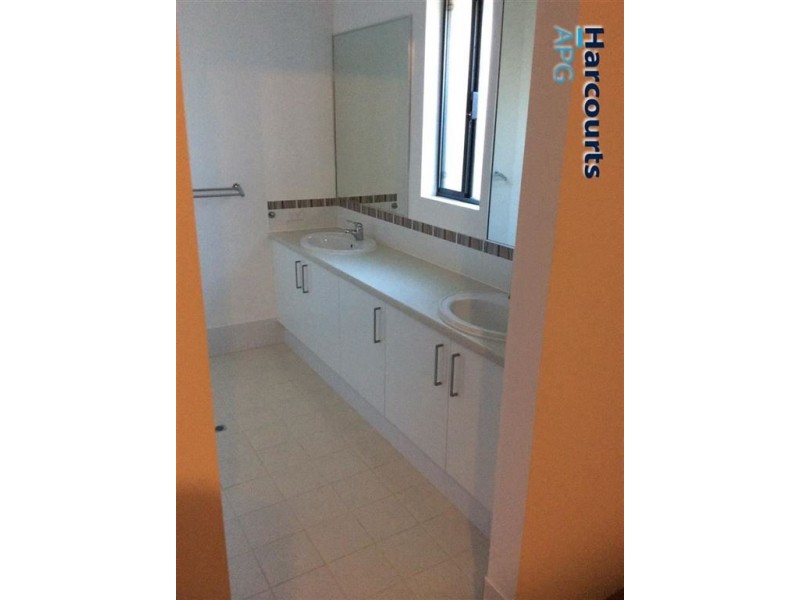 5 MacArthur Crt, Australind WA 6233