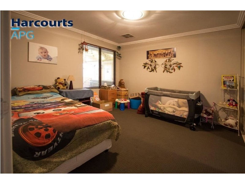 1 Castlereagh Vista, Millbridge WA 6232