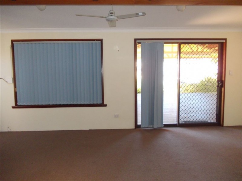 27 Travers Drive, Australind WA 6233