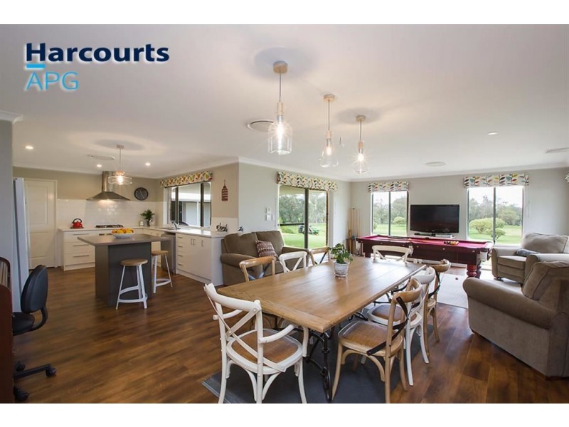 34 Ranson Drive, Roelands WA 6226