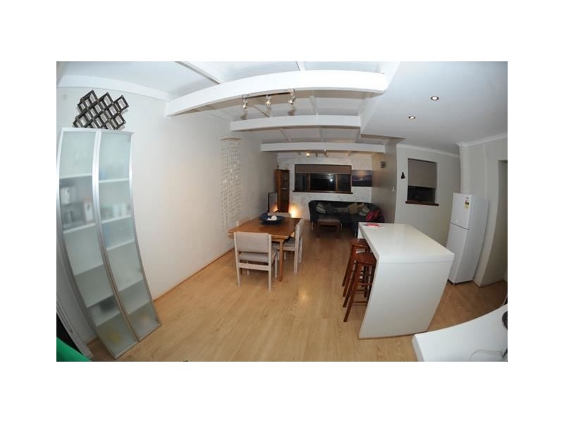 4/3 Greensell Street, Bunbury WA 6230