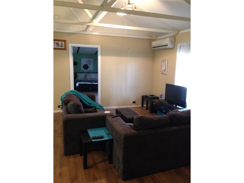 21 Parkfield Way, Australind WA 6233