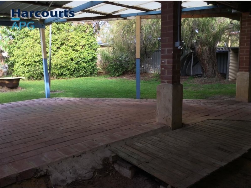 17 Albert Road, East Bunbury WA 6230