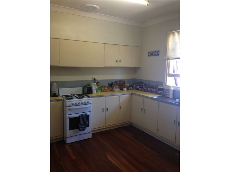 8 Willoughby Street, South Bunbury WA 6230