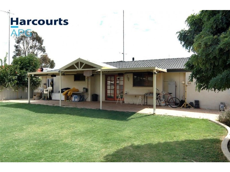 3 Bickerton Place, East Bunbury WA 6230