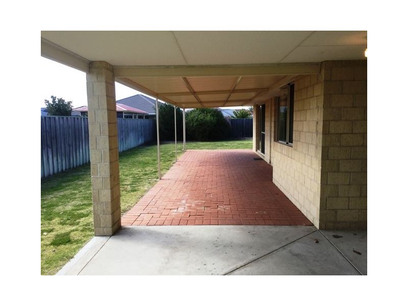 16 Sherwood Road, Australind WA 6233