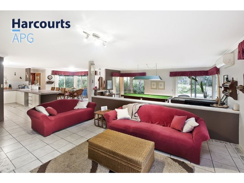 30 Lofthouse Drive, Leschenault WA 6233