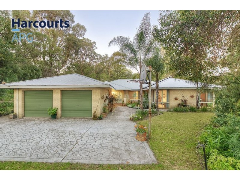 30 Lofthouse Drive, Leschenault WA 6233