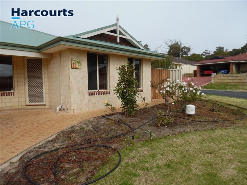 11 Lefroy Place, Usher WA 6230
