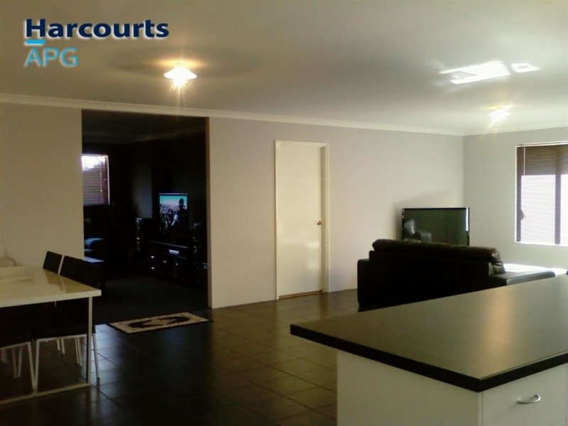 364 Parade Road, Dalyellup WA 6230