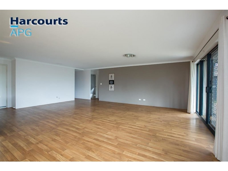 15 Murtin Road, Dalyellup WA 6230