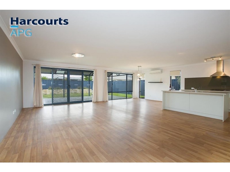 15 Murtin Road, Dalyellup WA 6230