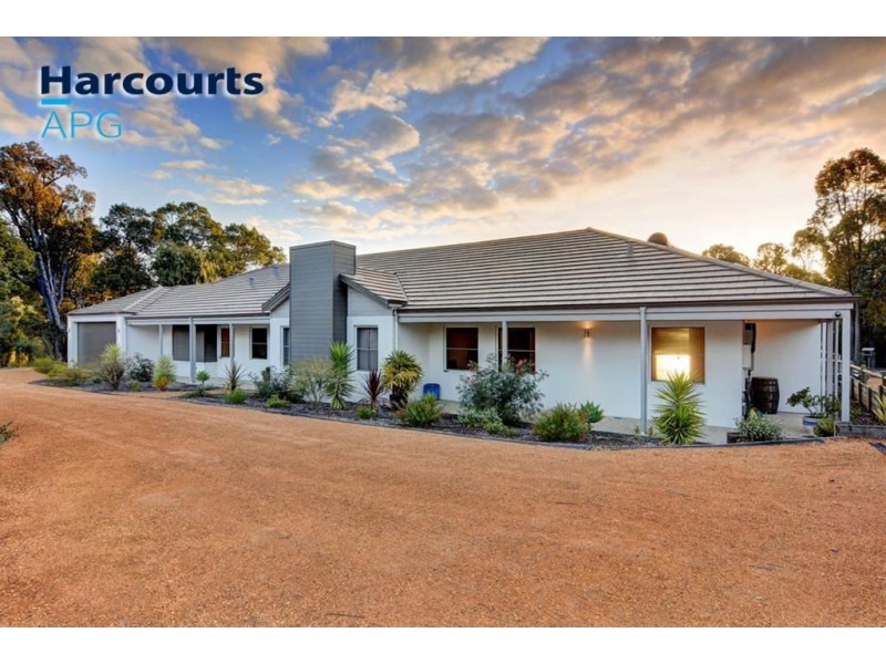 15 Duce Drive, Boyanup WA 6237