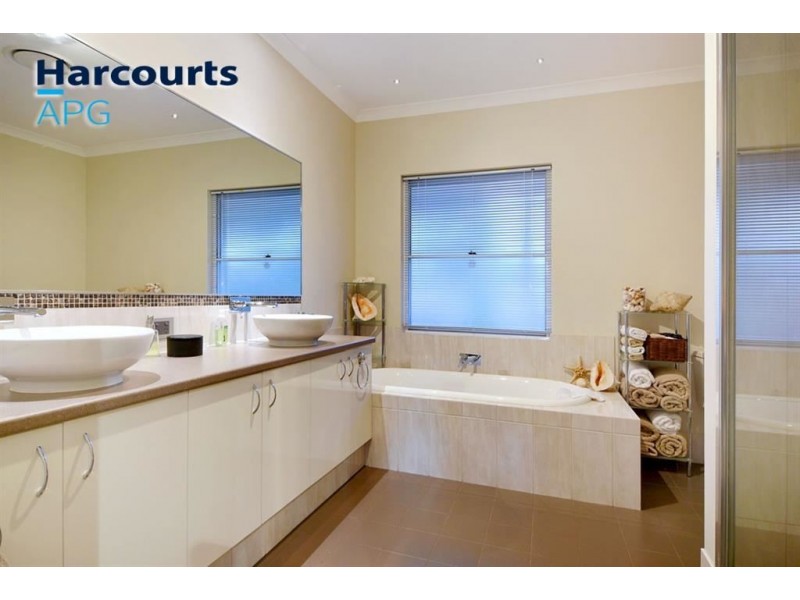 15 Duce Drive, Boyanup WA 6237