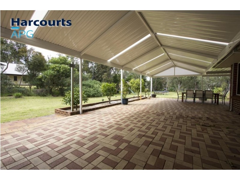 2 Wildflower Way, Leschenault WA 6233