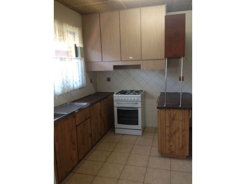 12 King Road, East Bunbury WA 6230