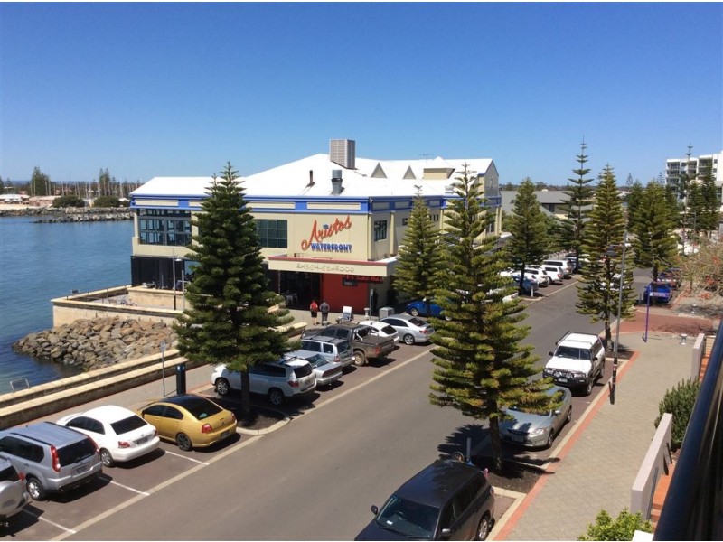 37/18 Bonnefoi Blv, Bunbury WA 6230