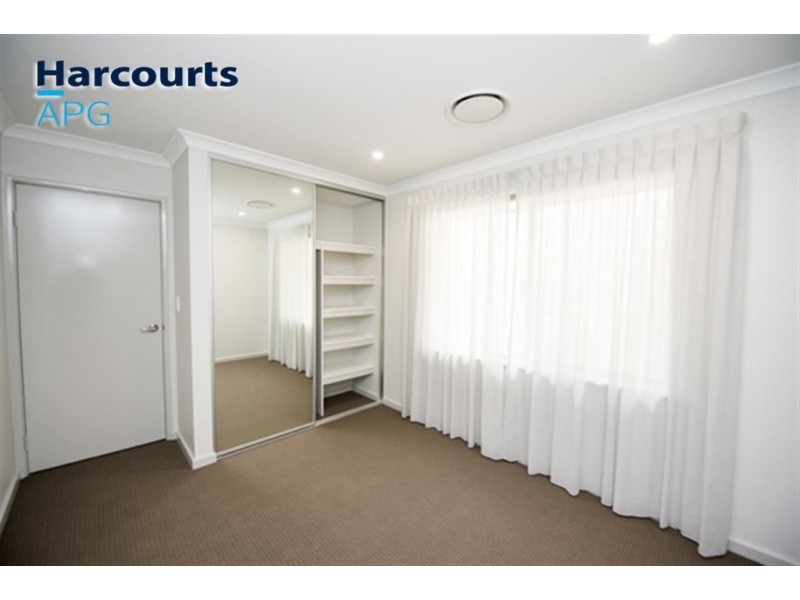 7/11 Nepean Turn, Millbridge WA 6232