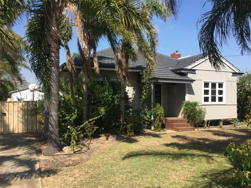 10 Gibbs Street, Carey Park WA 6230