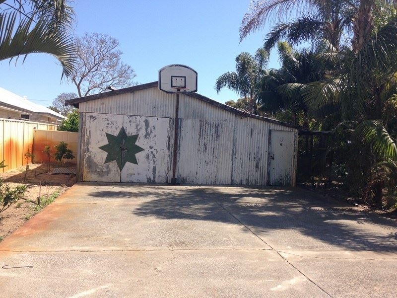 10 Gibbs Street, Carey Park WA 6230