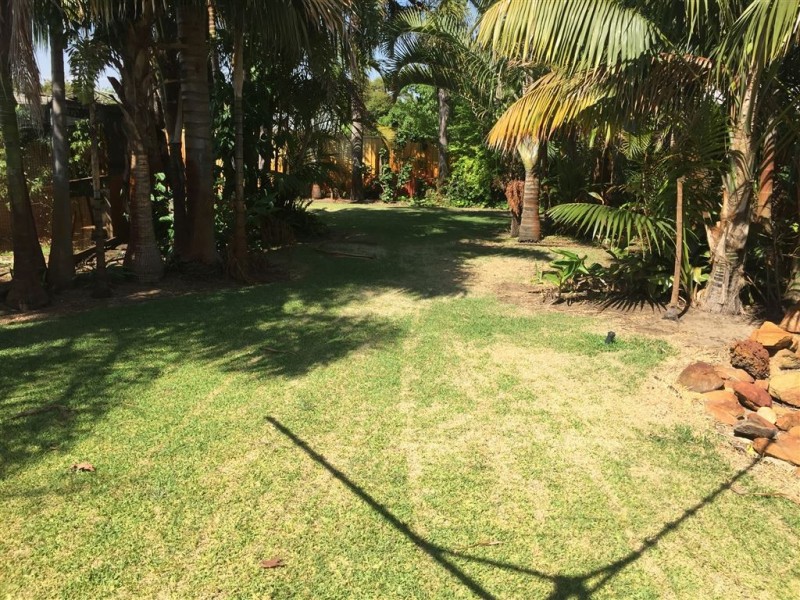 10 Gibbs Street, Carey Park WA 6230