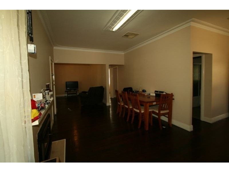 14 Uduc Road, Harvey WA 6220