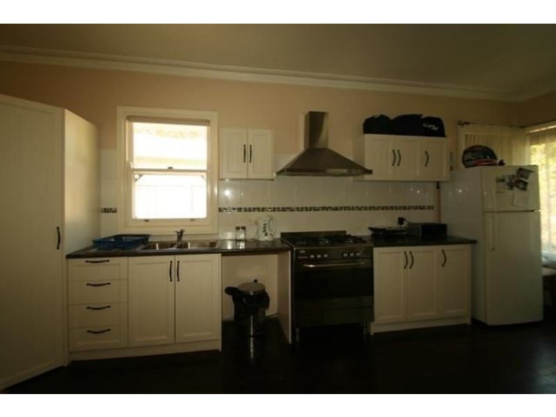 14 Uduc Road, Harvey WA 6220