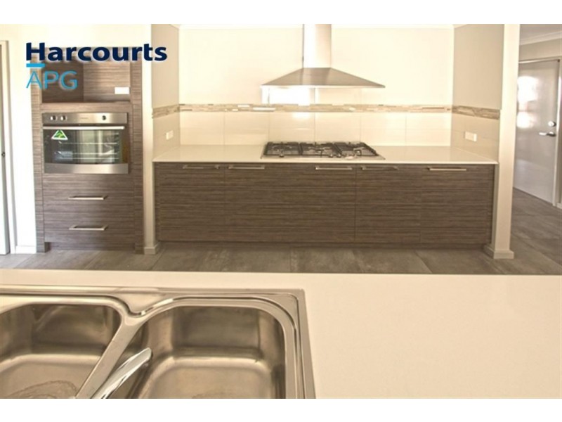 2/7 Nepean Turn, Millbridge WA 6232