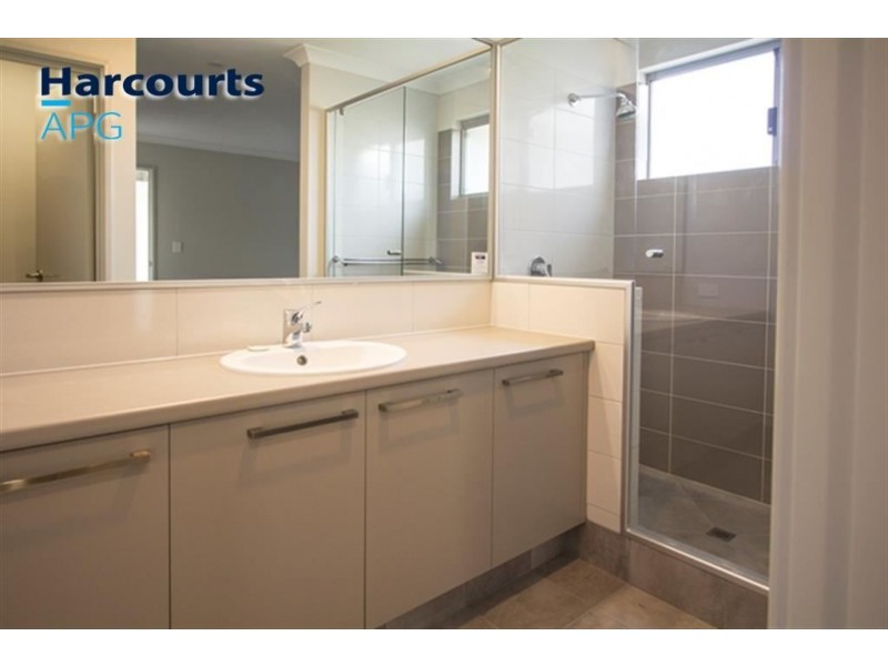 2/7 Nepean Turn, Millbridge WA 6232