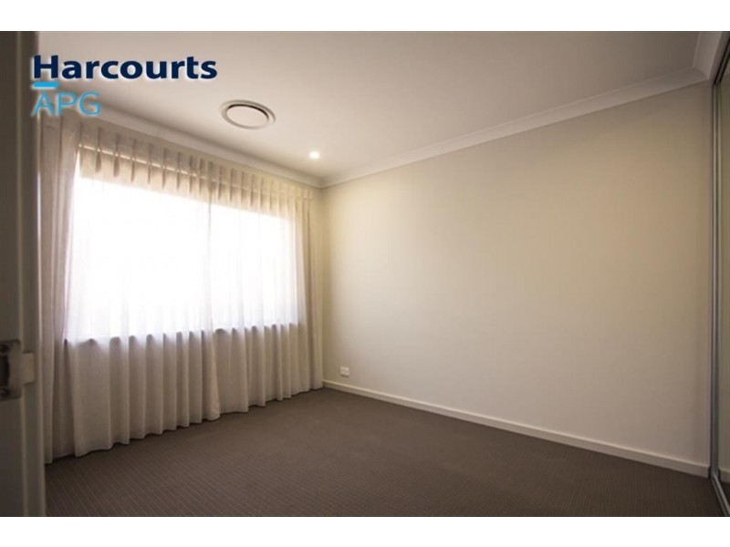 2/7 Nepean Turn, Millbridge WA 6232