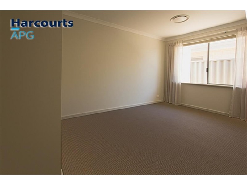 2/7 Nepean Turn, Millbridge WA 6232