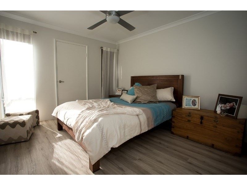 22 Gleneagles Way, Pelican Point WA 6230