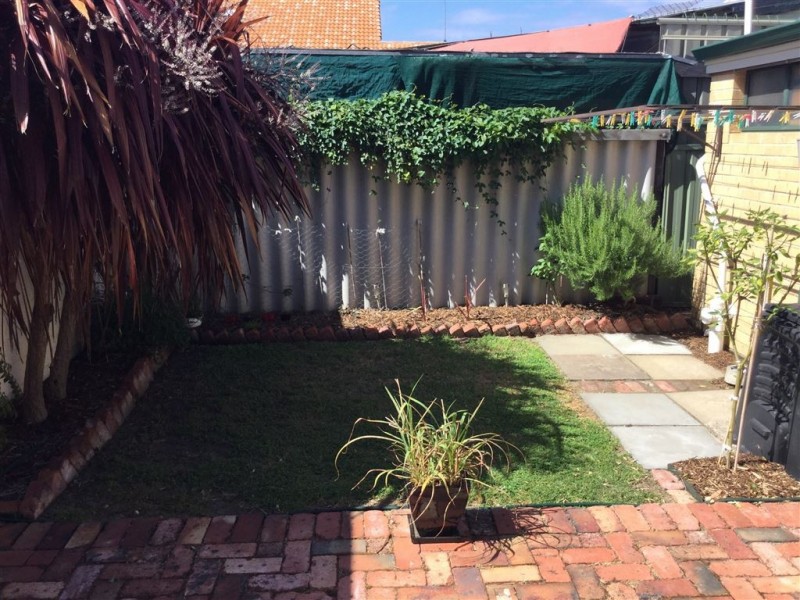 3 Moore St, East Bunbury WA 6230