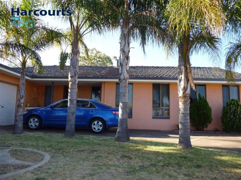 70 Eaton Drive, Eaton WA 6232