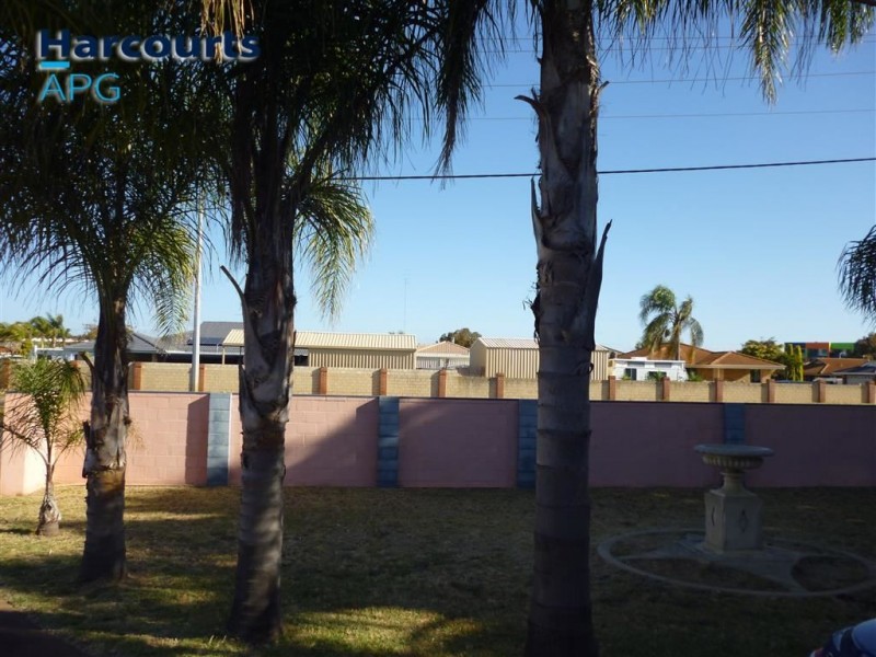 70 Eaton Drive, Eaton WA 6232